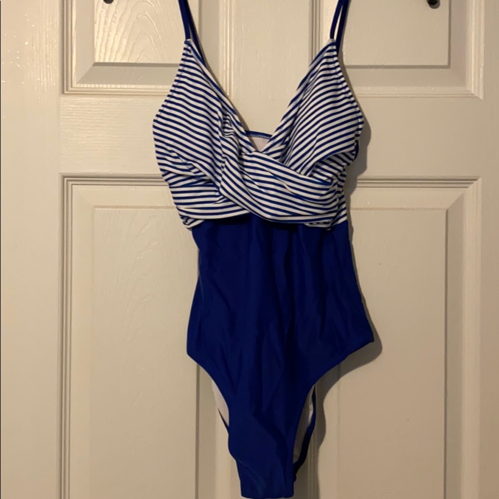 Cupshe striped one-piece swimsuit